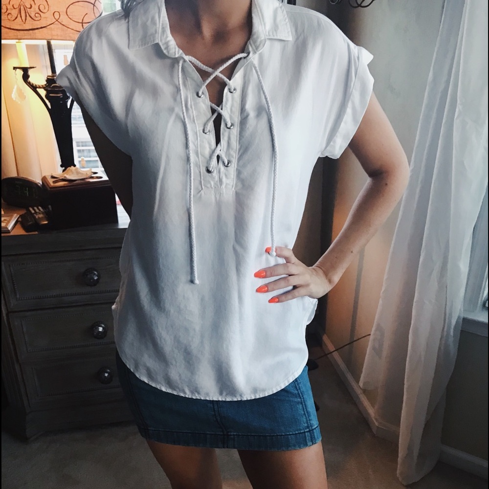 White, Collared Top - image 1